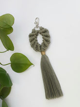 Load image into Gallery viewer, Macrame Shell Bag Charm