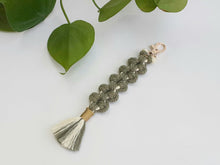 Load image into Gallery viewer, Macrame Key Tag - Floral
