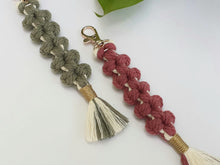 Load image into Gallery viewer, Macrame Key Tag - Floral
