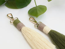Load image into Gallery viewer, Macrame Key Tag - Tassel
